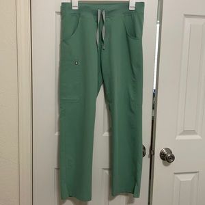 Figs Scrubs Kade Cargo Pants in Jade